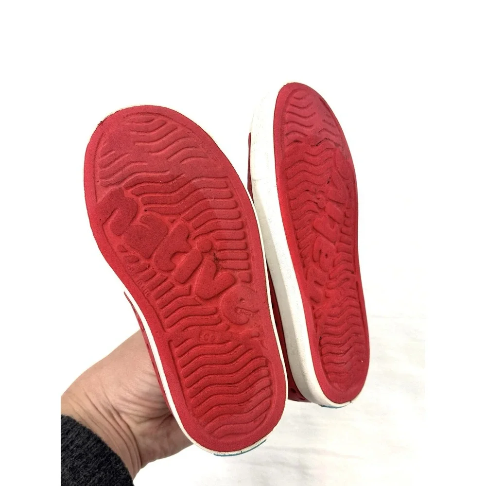Native Jefferson Kids Red White Slip On EVA Water Shoes Sneakers C9